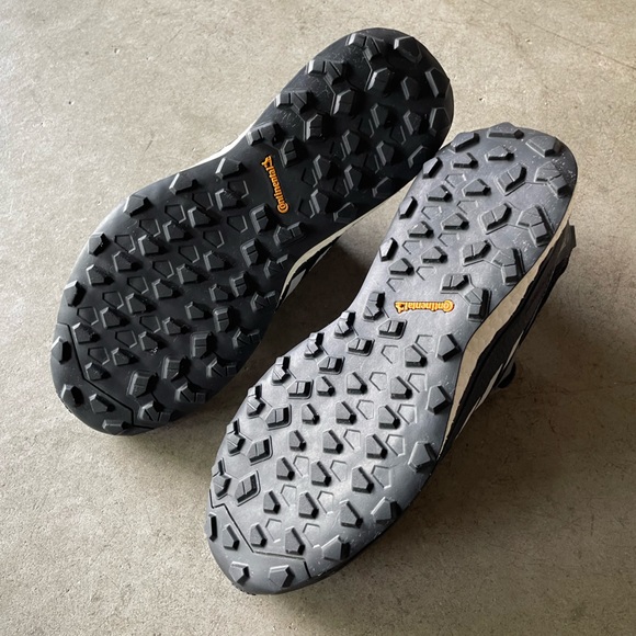 Adidas Terrex Agravic Flow Boost Trail Running/Hiking Sneakers/Shoes 7.5 Womens - Picture 6 of 8